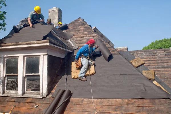 Trusted Roof Installers Serving Cumming Area